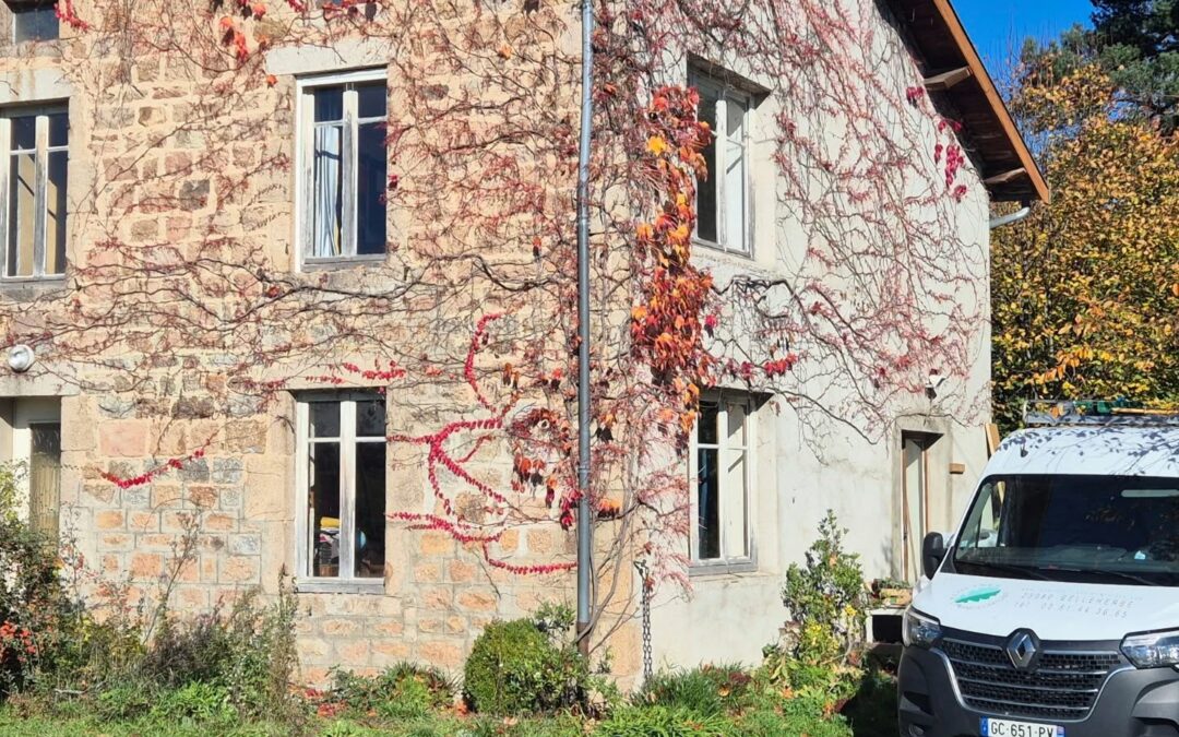 FENÊTRES EN BOIS ALU DOUBLE VITRAGE À AMBIERLE (42)