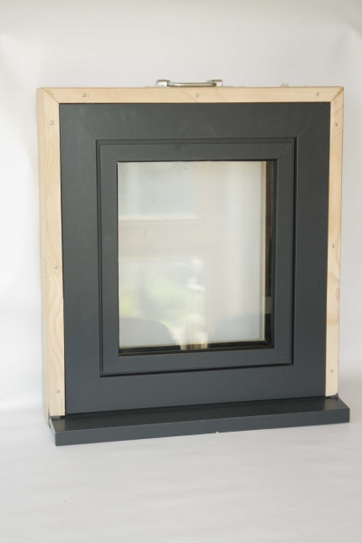 Fenêtres Caméléwood bois alu triple vitrage sur mesure Fenêtres bois alu triple vitrage sur mesure Camelewood vue de face