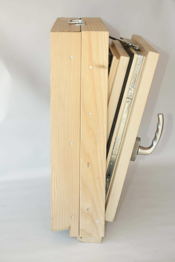 Fenetres Caméléwood bois passive triple vitrage sur mesure Fenêtres bois passive triple vitrage sur mesure Camelewood Vue de profile