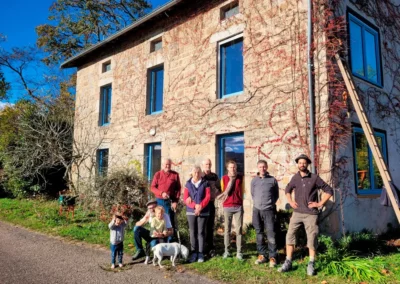 Fenêtres bois alu double vitrage à Ambierle - Chantier participatif Twiza